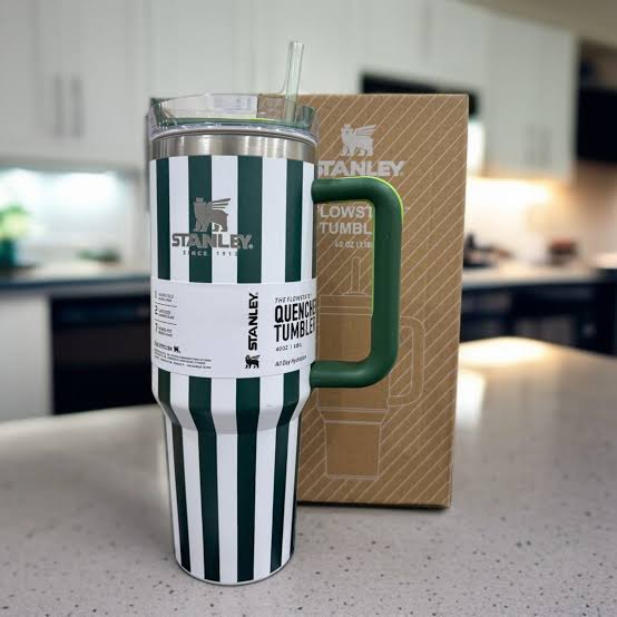 Stanley Quencher Tumbler – 40oz